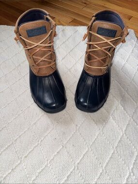 Sperry Two-Tone Duck Boots in Navy and Tan